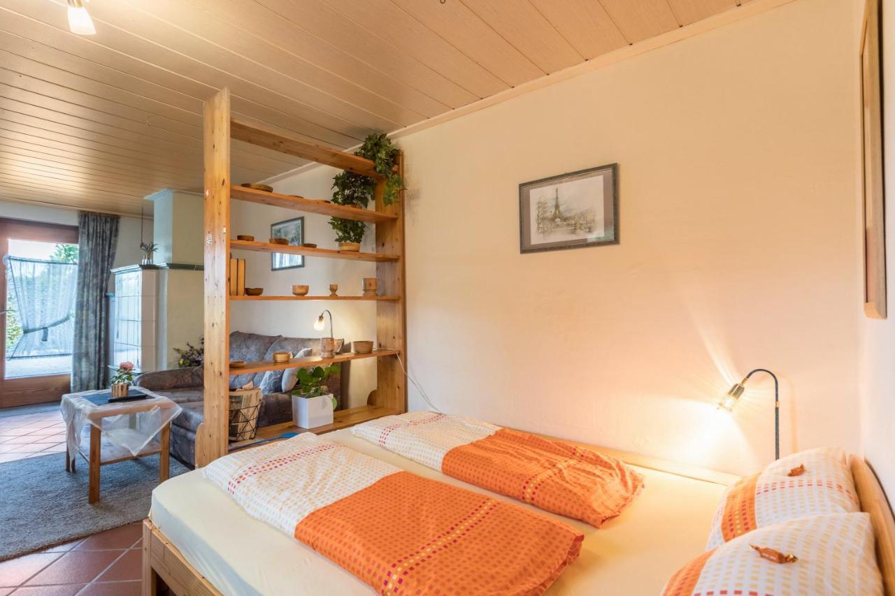 Haus Rosi Und Werner Lägenhet Emmerting Exteriör bild